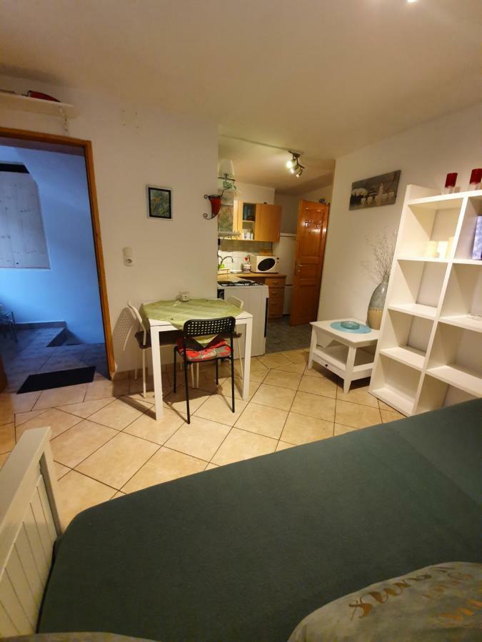 North To South Apartments Izola Eksteriør billede